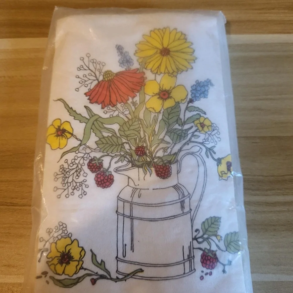 Vintage Sealed Hallmark Floral Paper Hand Towels Napkins Mid Century Modern
